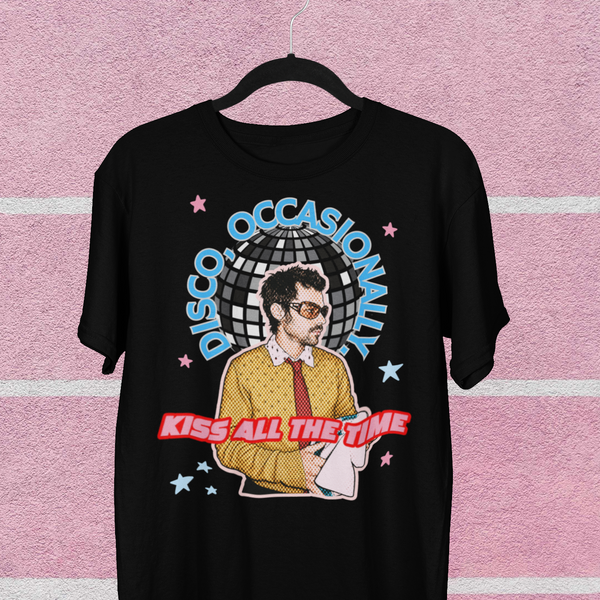 HARRY YELLOW SWEATER black tee